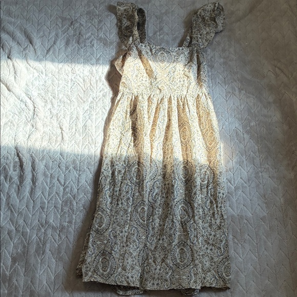 Banana Republic Dresses & Skirts - Banana Republic Ruffle Strap Paisley Dress